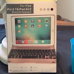 IPad Pro 9.7 & IPad Air2 Bluetooth Keyboard